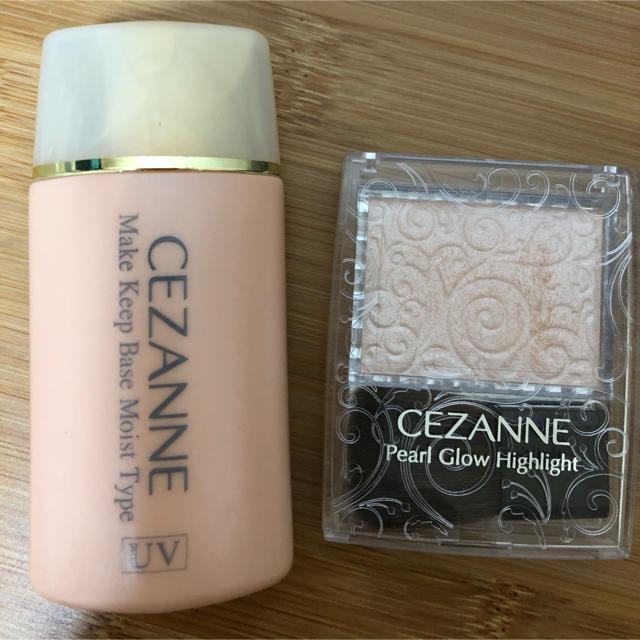 CEZANNE（セザンヌ化粧品）(セザンヌケショウヒン)のセザンヌ　パールグロウハイライト　シャンパンベージュ コスメ/美容のベースメイク/化粧品(フェイスカラー)の商品写真