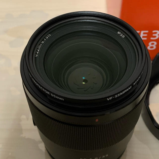 SONY(ソニー)のFE35mmF1.8 SEL35F18 スマホ/家電/カメラのカメラ(レンズ(単焦点))の商品写真