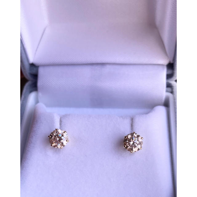 てなグッズや 一生もの❤K18 YG 1ct ダイヤモンド ピアス ピアス