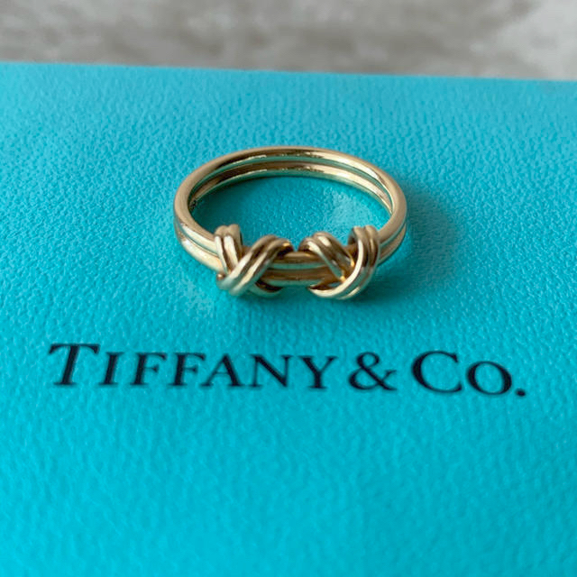 Tiffany & Co.(ティファニー)のティファニー  シグネチャーリング　K18  8号サイズ　送料込み レディースのアクセサリー(リング(指輪))の商品写真