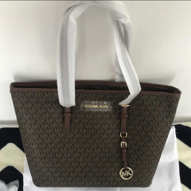 Michael Kors(マイケルコース)のMichael Kors　レザー  MK トートバック レディースのバッグ(ハンドバッグ)の商品写真