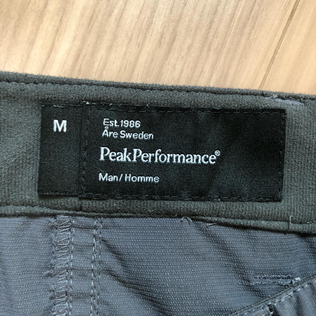 ピークパフォーマンス　ショートパンツ　Mサイズ メンズのパンツ(ショートパンツ)の商品写真