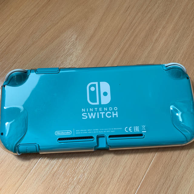 Nintendo Switch(ニンテンドースイッチ)のスイッチライト ドラゴンクエストセット エンタメ/ホビーのゲームソフト/ゲーム機本体(携帯用ゲーム機本体)の商品写真