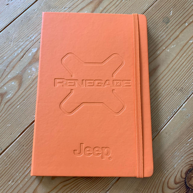 Jeep(ジープ)のJEEP レネゲード ノベルティ メモ帳 エンタメ/ホビーのコレクション(ノベルティグッズ)の商品写真