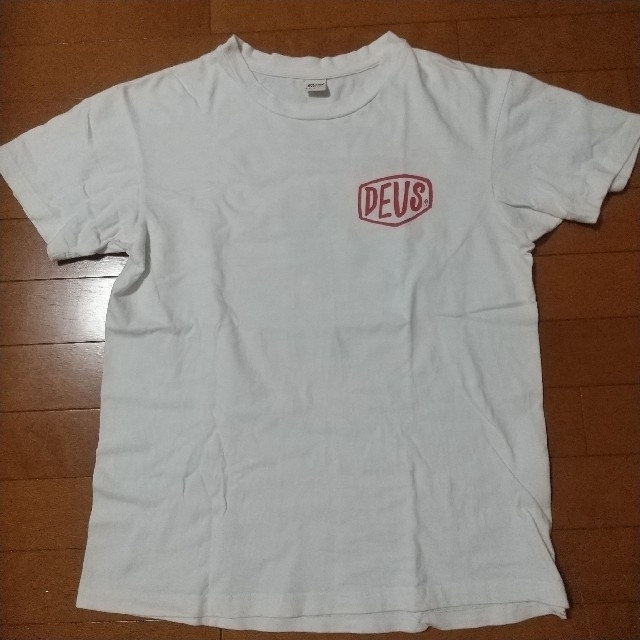 Deus ex Machina(デウスエクスマキナ)のDeus ティシャツ メンズのトップス(Tシャツ/カットソー(半袖/袖なし))の商品写真