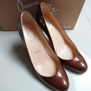 クリスチャンルブタン(Christian Louboutin)のChristian Louboutinエナメルパンプス(ハイヒール/パンプス)