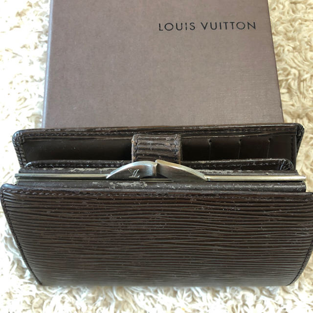 LOUIS VUITTON(ルイヴィトン)のLOUIS VUITTON エピ　がま口　折り財布 レディースのファッション小物(財布)の商品写真