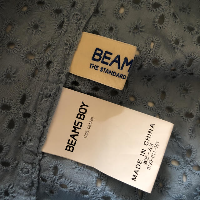 BEAMS BOY(ビームスボーイ)のビームス  ボーイ ⭐️カットワークスモックブラウス レディースのトップス(シャツ/ブラウス(半袖/袖なし))の商品写真