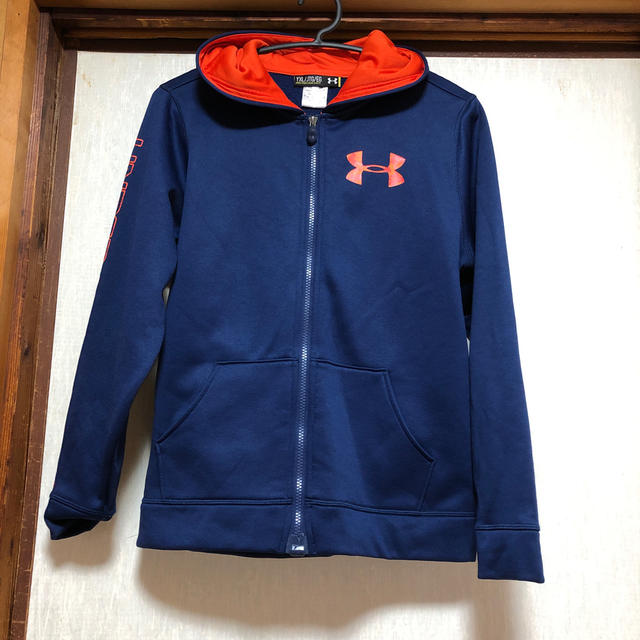 UNDER ARMOUR(アンダーアーマー)の秋冬値下げ‼️アンダーアーマー　ジップパーカー メンズのトップス(ジャージ)の商品写真