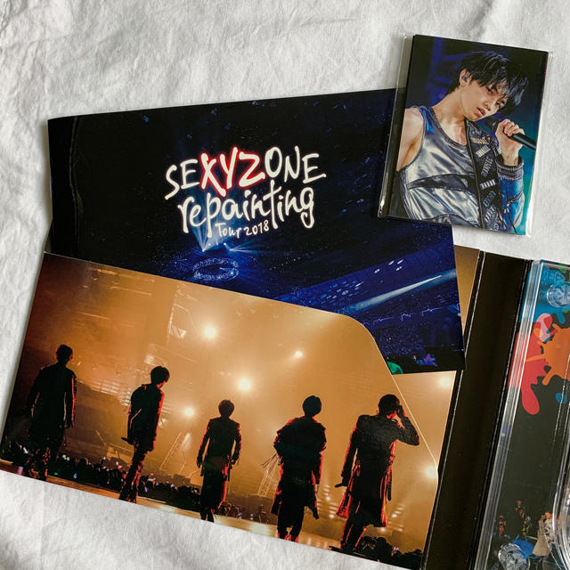 Sexy Zone(セクシー ゾーン)のSEXY　ZONE　repainting　Tour　2018（Blu-ray初回 エンタメ/ホビーのDVD/ブルーレイ(ミュージック)の商品写真