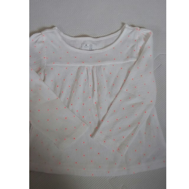 babyGAP(ベビーギャップ)の95サイズ キッズ/ベビー/マタニティのキッズ服女の子用(90cm~)(Tシャツ/カットソー)の商品写真