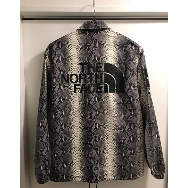 Supreme(シュプリーム)のSupreme × THE NORTH FACE スネーク コーチジャケット メンズのジャケット/アウター(ナイロンジャケット)の商品写真