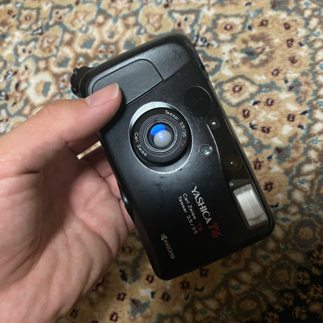 Canon(キヤノン)の【Nebsoq様専用】yashica t4 kyocera slimt 完動品 スマホ/家電/カメラのカメラ(フィルムカメラ)の商品写真