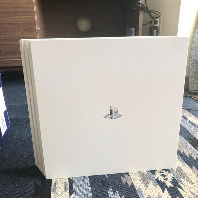 SONY PlayStation4 Pro 本体 Gracier White かわいい！ 19110円引き ultrafusefff.jp