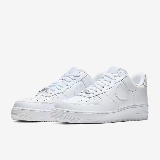 レビュー高評価のおせち贈り物 NIKE - 限定価格 AIR FORCE 1 '07 WMNS US6.5(23.5) 白 スニーカー