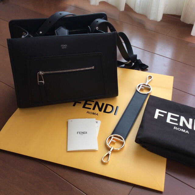 ちいさま専用 FENDI フェンディ ラナウェイ  ブラック