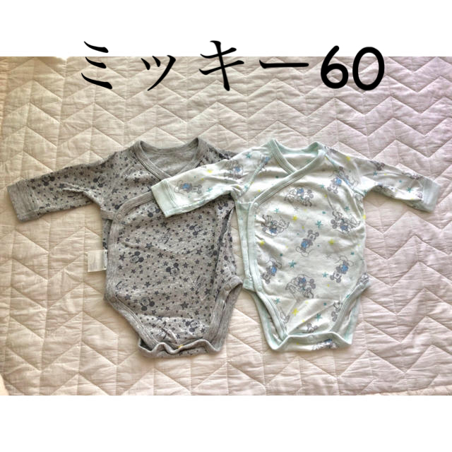 UNIQLO(ユニクロ)のユニクロ　長袖肌着　60 ミッキー キッズ/ベビー/マタニティのベビー服(~85cm)(肌着/下着)の商品写真