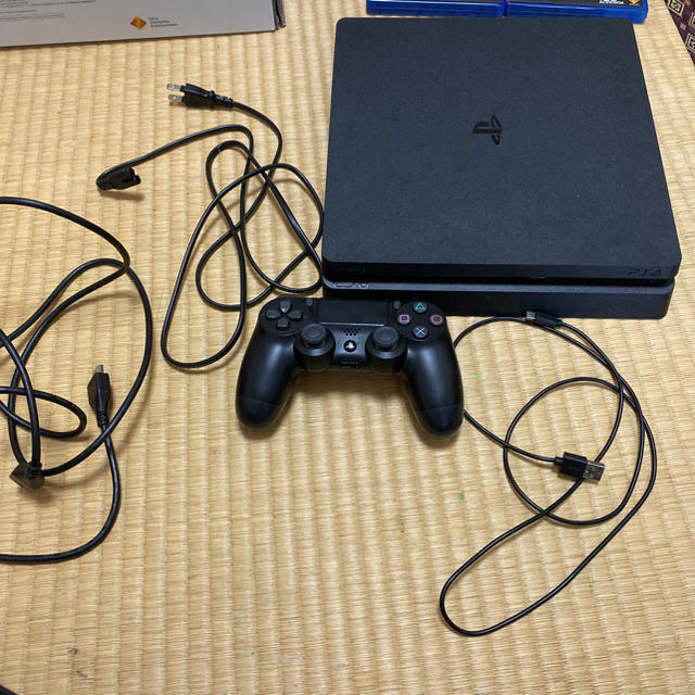 PlayStation4(プレイステーション4)のエイトマ様専用 エンタメ/ホビーのゲームソフト/ゲーム機本体(家庭用ゲーム機本体)の商品写真