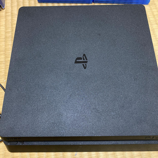 PlayStation4(プレイステーション4)のエイトマ様専用 エンタメ/ホビーのゲームソフト/ゲーム機本体(家庭用ゲーム機本体)の商品写真