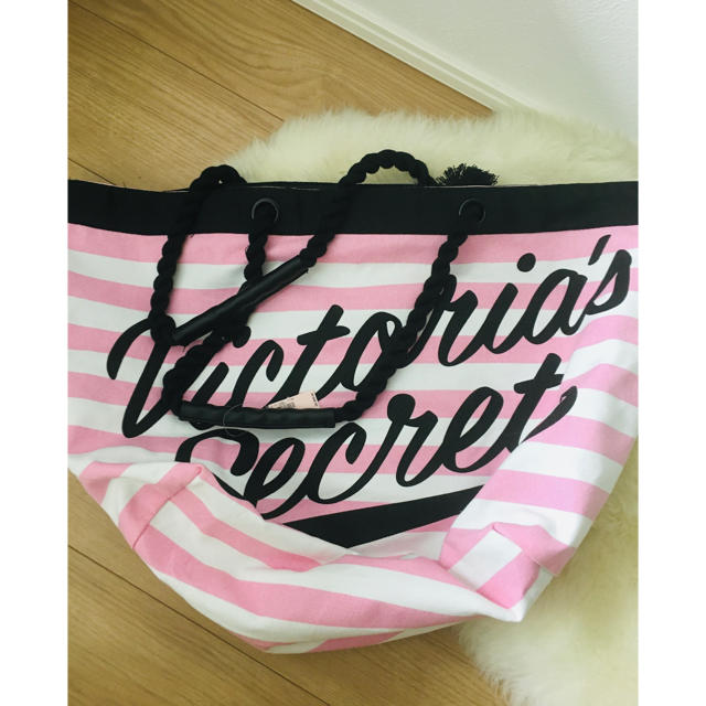 Victoria's Secret(ヴィクトリアズシークレット)のVictoria’s Secret ヴィクトリアシークレットトートバッグ レディースのバッグ(トートバッグ)の商品写真