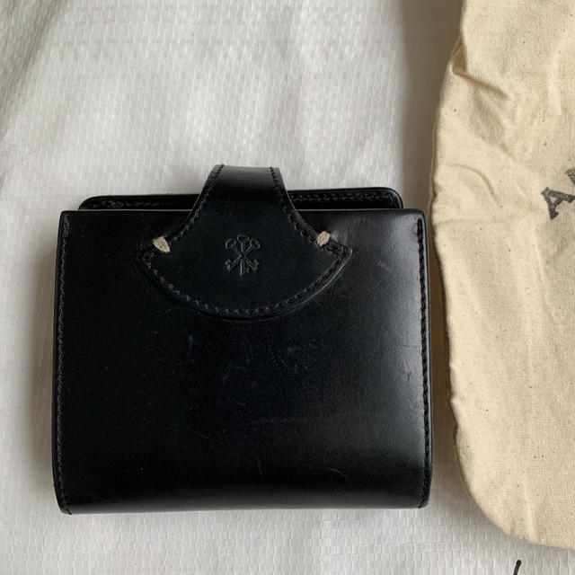 YAECA(ヤエカ)のアーツアンドサイエンス  ジャバラウォレット　財布　ブラック レディースのファッション小物(財布)の商品写真