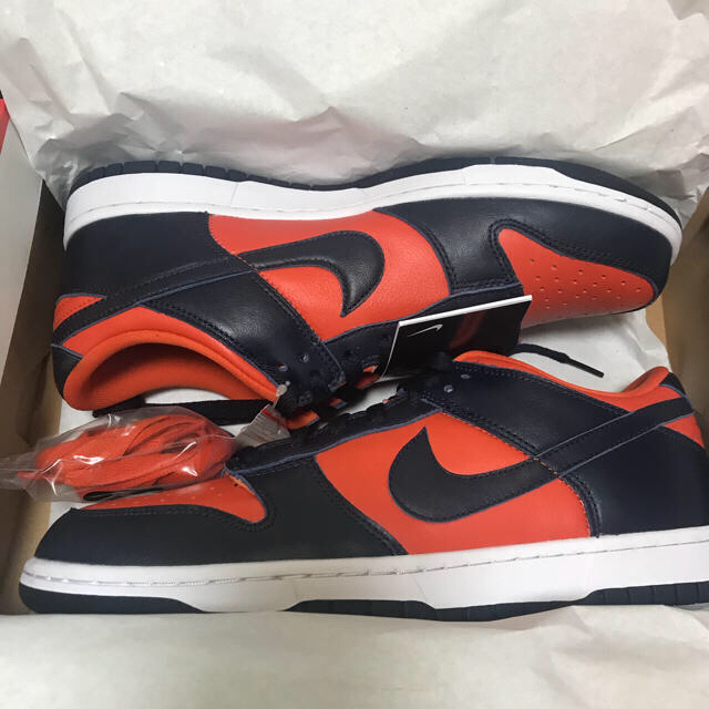 NIKE(ナイキ)のNIKE DUNK LOW UNIVERSITY ORANGE 26.5 メンズの靴/シューズ(スニーカー)の商品写真