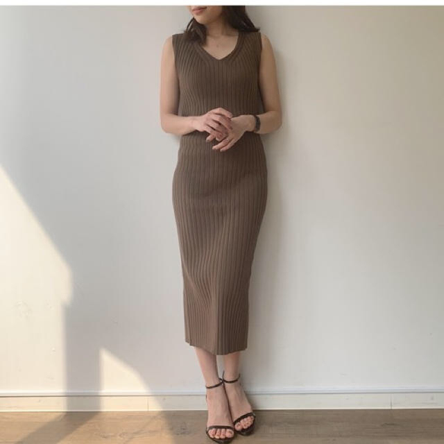 Loungedress(ラウンジドレス)のVネックノースリーブワンピース レディースのワンピース(ロングワンピース/マキシワンピース)の商品写真