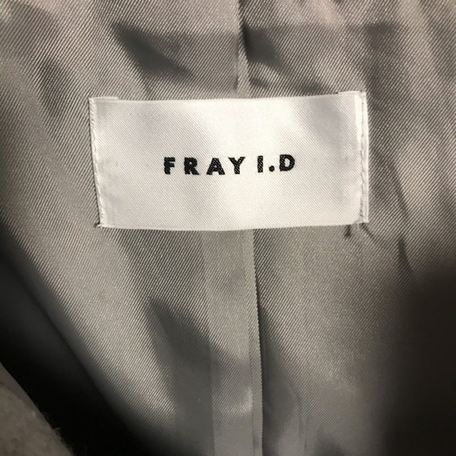 FRAY I.D(フレイアイディー)のfray id  アウター　ダッフルコート　グレー　 レディースのジャケット/アウター(ダッフルコート)の商品写真