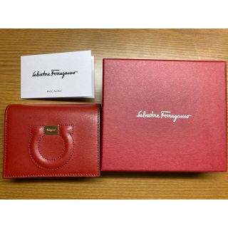 サルヴァトーレフェラガモ(Salvatore Ferragamo)の【新品未使用】フェラガモ　ミニ財布(財布)