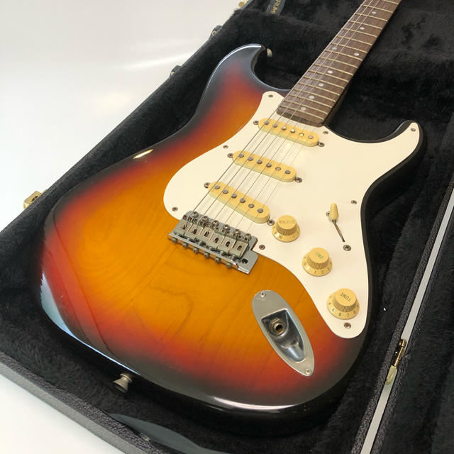 Fender(フェンダー)の【ヴィンテージ】80’s Fender Japan ボディ ストラトキャスター 楽器のギター(エレキギター)の商品写真