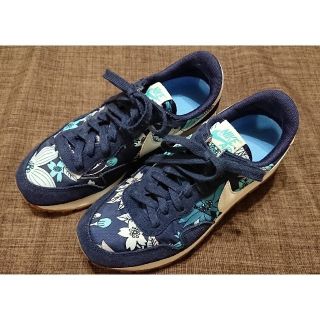 ナイキ(NIKE)の中古美品★ナイキ NIKE AIR ペガサス アロハ 花柄スニーカー  24.0(スニーカー)