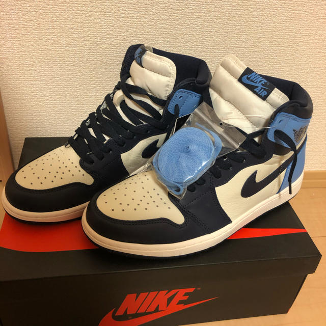 NIKE(ナイキ)のNIKE Air Jordan 1 RetroHighObsidian UNC メンズの靴/シューズ(スニーカー)の商品写真