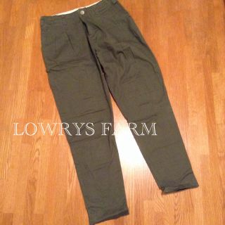 ローリーズファーム(LOWRYS FARM)のLOWRYS FARM カーキパンツ👖(ワークパンツ/カーゴパンツ)