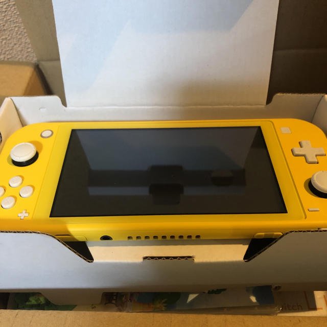 ◆美品◆ニンテンドースイッチ ライト イエロー 本体  動作良好 完品