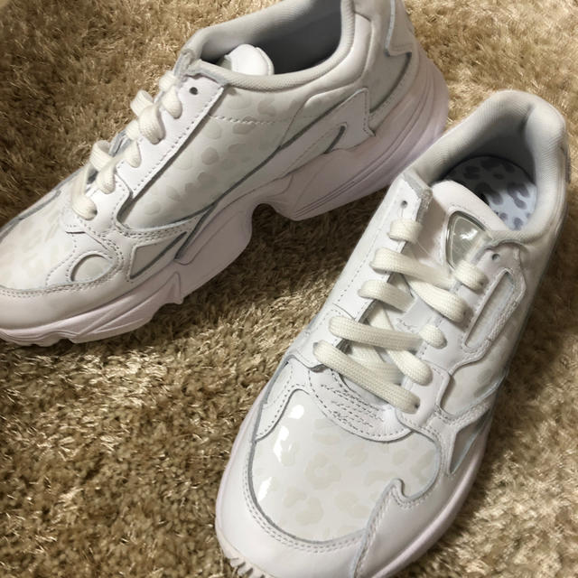 adidas  Orignals Falcon  レオパード