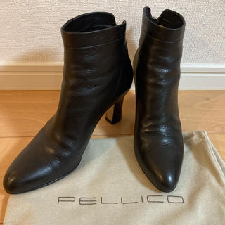 ペリーコ(PELLICO)のPELLICO BACK ZIP ショートブーツ　37(ブーツ)