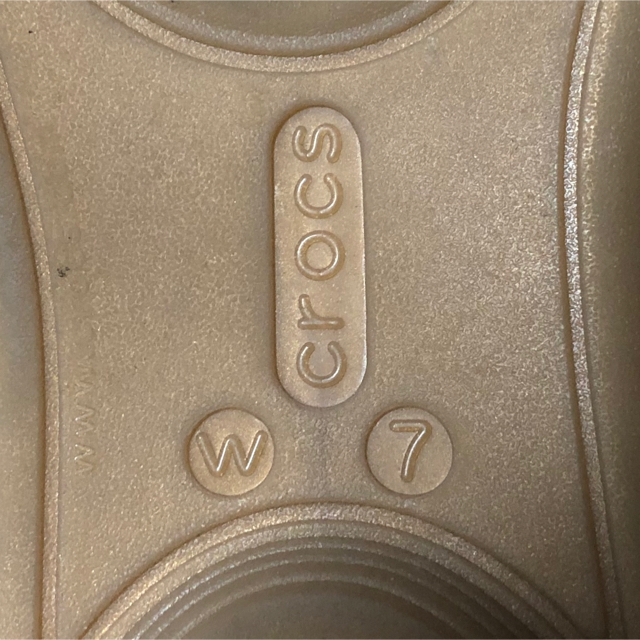 crocs(クロックス)の【ひかり様専用】クロックス　イザベラ サンダル ウィメン　W7 レディースの靴/シューズ(サンダル)の商品写真