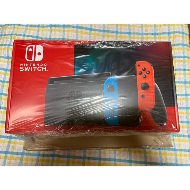 Nintendo Switch(ニンテンドースイッチ)のNintendo Switch JOY-CON(L) ネオンブルー/(R) ネオ エンタメ/ホビーのゲームソフト/ゲーム機本体(家庭用ゲーム機本体)の商品写真