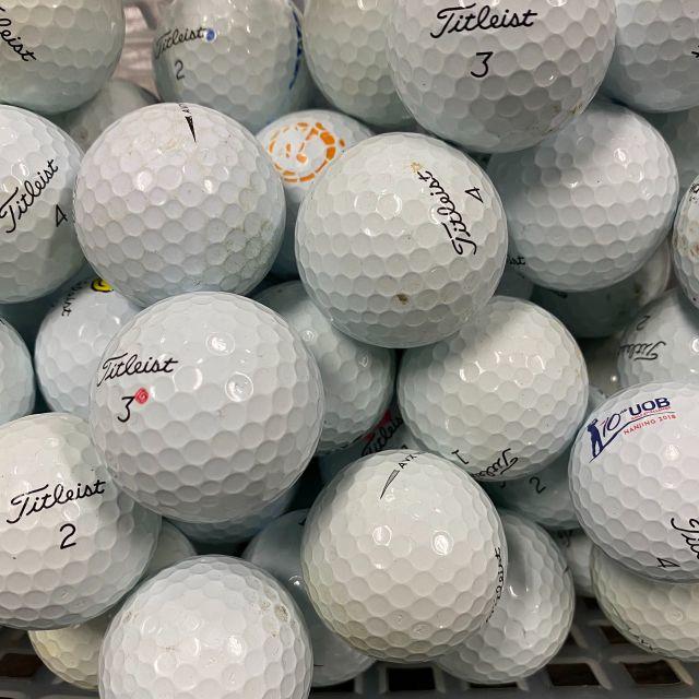 Titleist(タイトリスト)のロストボール タイトリスト AVX　ホワイト混合 30球 B スポーツ/アウトドアのゴルフ(その他)の商品写真