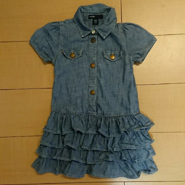 babyGAP(ベビーギャップ)のaitarou様 専用  babygap デニムワンピース&ベビースパ　95cm キッズ/ベビー/マタニティのキッズ服女の子用(90cm~)(ワンピース)の商品写真