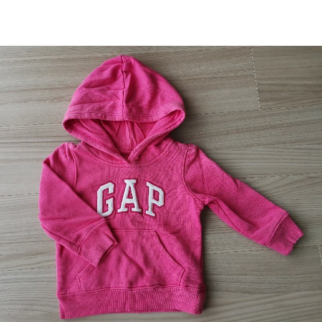 babyGAP(ベビーギャップ)のbabyGAP トレーナー パーカー 90 キッズ/ベビー/マタニティのキッズ服女の子用(90cm~)(Tシャツ/カットソー)の商品写真