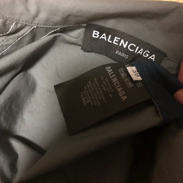 Balenciaga(バレンシアガ)のBALENCIAGA トラックジャケット　 メンズのジャケット/アウター(ナイロンジャケット)の商品写真