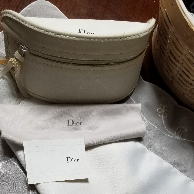 Christian Dior(クリスチャンディオール)のDiorサングラス　お値下げ！ レディースのファッション小物(サングラス/メガネ)の商品写真