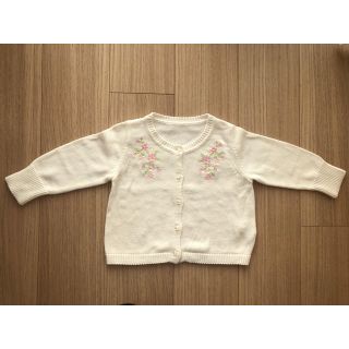 コムサイズム(COMME CA ISM)のCOMME CA ISM お花刺繍ニットカーディガン♡サイズ90(カーディガン)