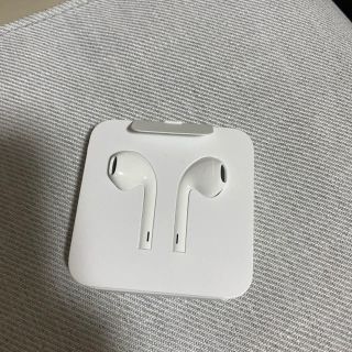 アップル(Apple)のApple純正EarPods with Remote and Micイアーポッズ(ヘッドフォン/イヤフォン)