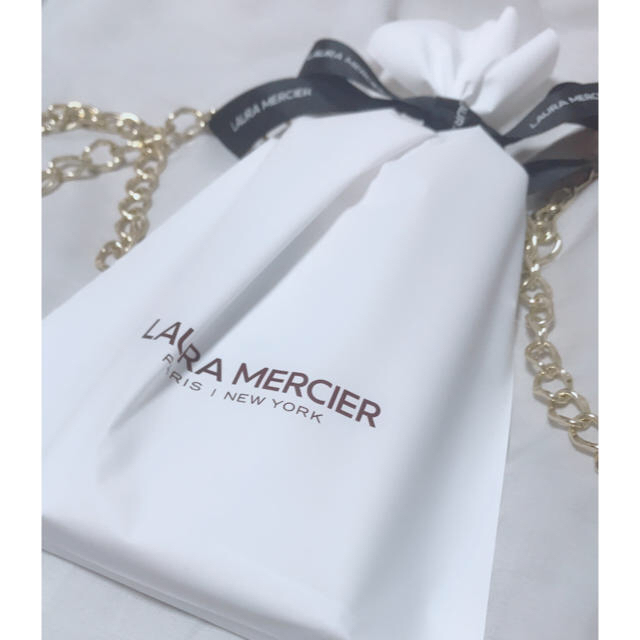 laura mercier(ローラメルシエ)のLAURA MERCIER ボンジュールトーキョー コスメ/美容のベースメイク/化粧品(チーク)の商品写真