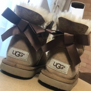 アグ(UGG)の ミッフィー様専用☆UGG MINI BAILEY BOW Ⅱ  　リボン(ブーツ)