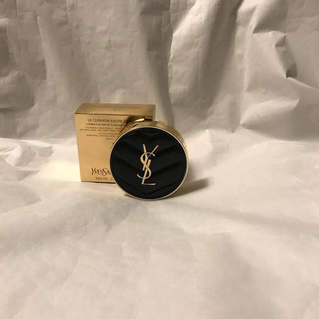 Yves Saint Laurent Beaute(イヴサンローランボーテ)のイヴ  サンローラン　アンクルドポー コスメ/美容のベースメイク/化粧品(ファンデーション)の商品写真