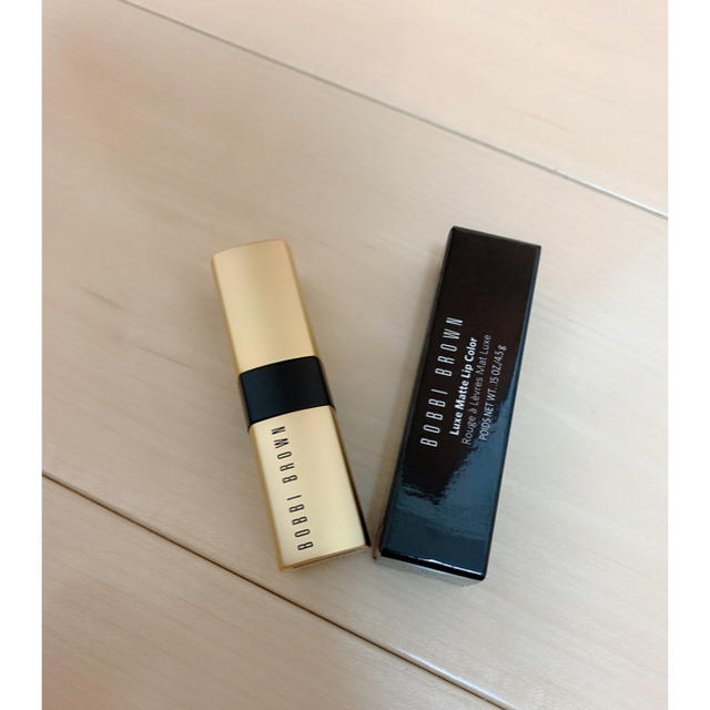 BOBBI BROWN(ボビイブラウン)のボビイブラウン　リュクス マット リップ カラー コスメ/美容のベースメイク/化粧品(口紅)の商品写真