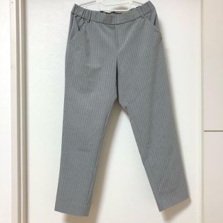 ザラ(ZARA)のZARA テーパードパンツ(カジュアルパンツ)